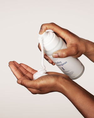 Sulfatfri shampoo og kropssæbe særligt velegnet til babyer og småbørn.