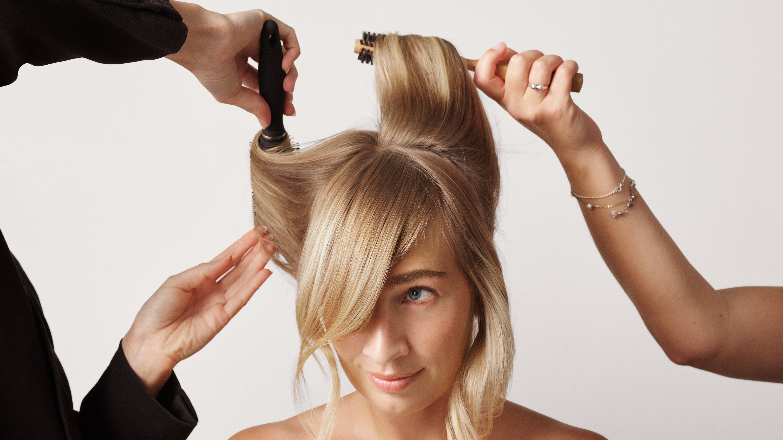 Blowout hår hjemme med glans og volumen undgå typiske fejl