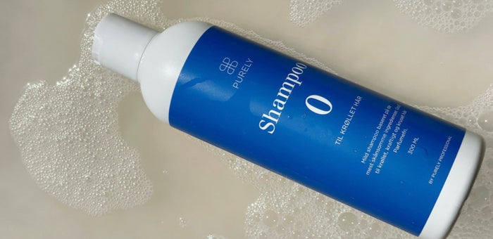 Shampoo til kruset hår der dæmper frizz og giver mere glans