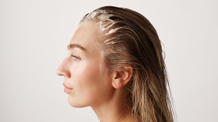 Etager i tyndt hår der giver fylde uden at miste længde