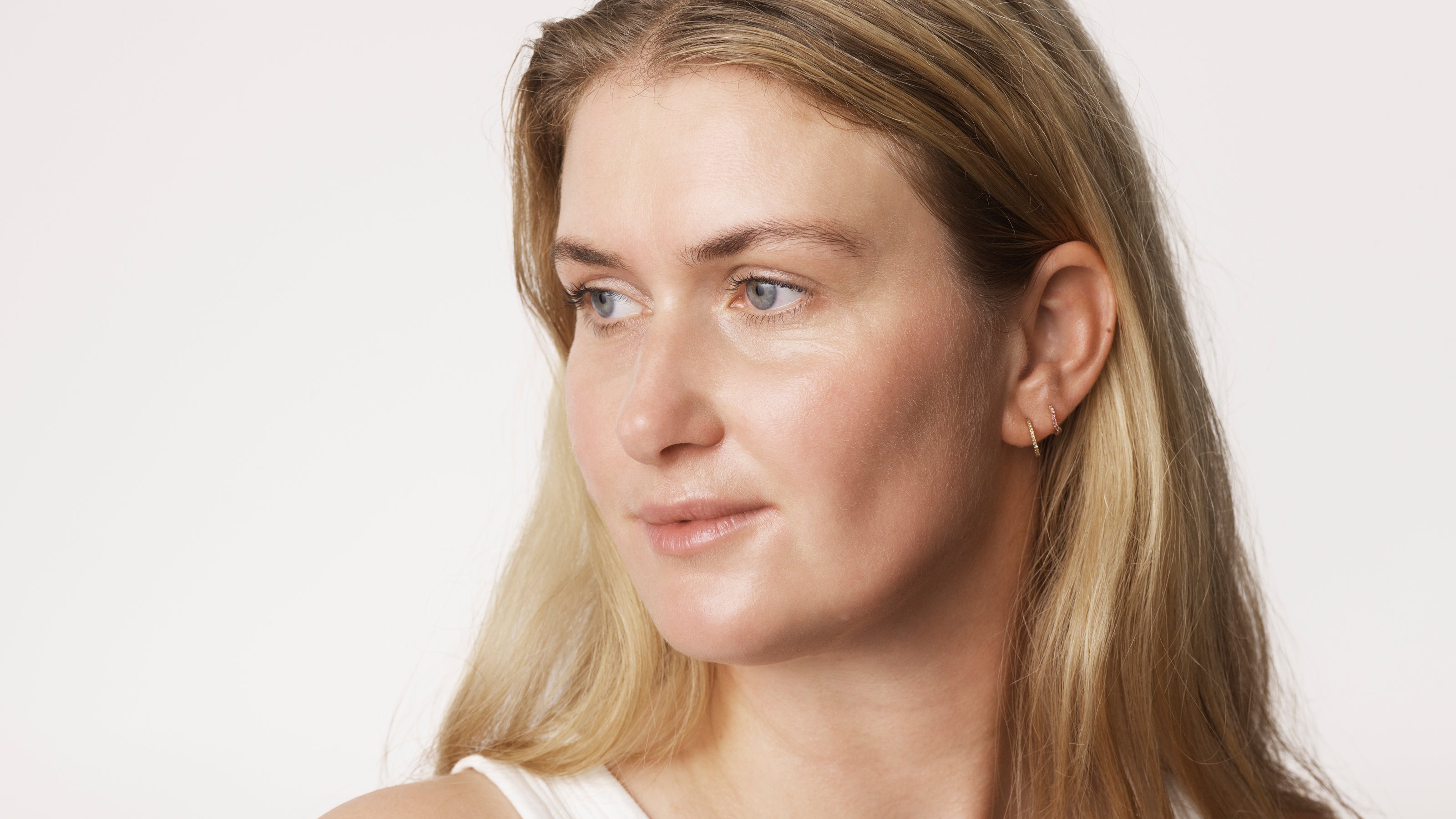 Tør hud i panden? 3 fejl du bør undgå allerede fra i dag