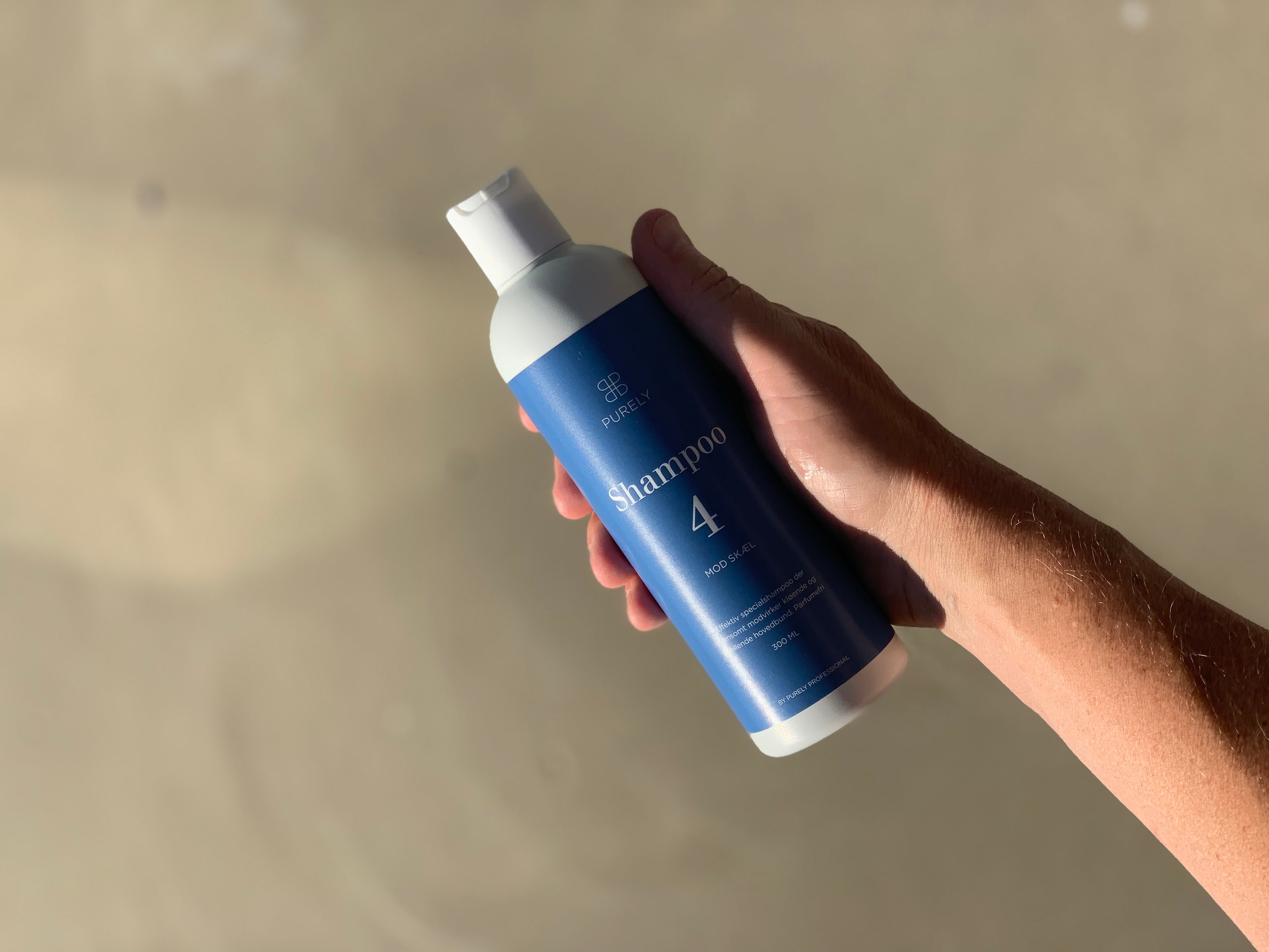 Tør hovedbund og skæl? Den enkle rutine flere sværger til