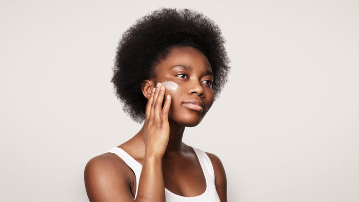 Tør ansigtshud – sådan får du blød hud uden tung creme