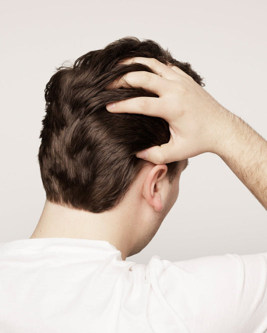 Effektiv specialshampoo der nænsomt modvirker skæl og kløe