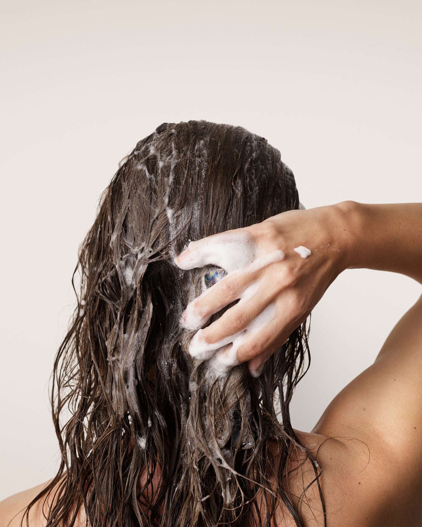 Dybderensende shampoo til fedtet hår og alle hårtyper 